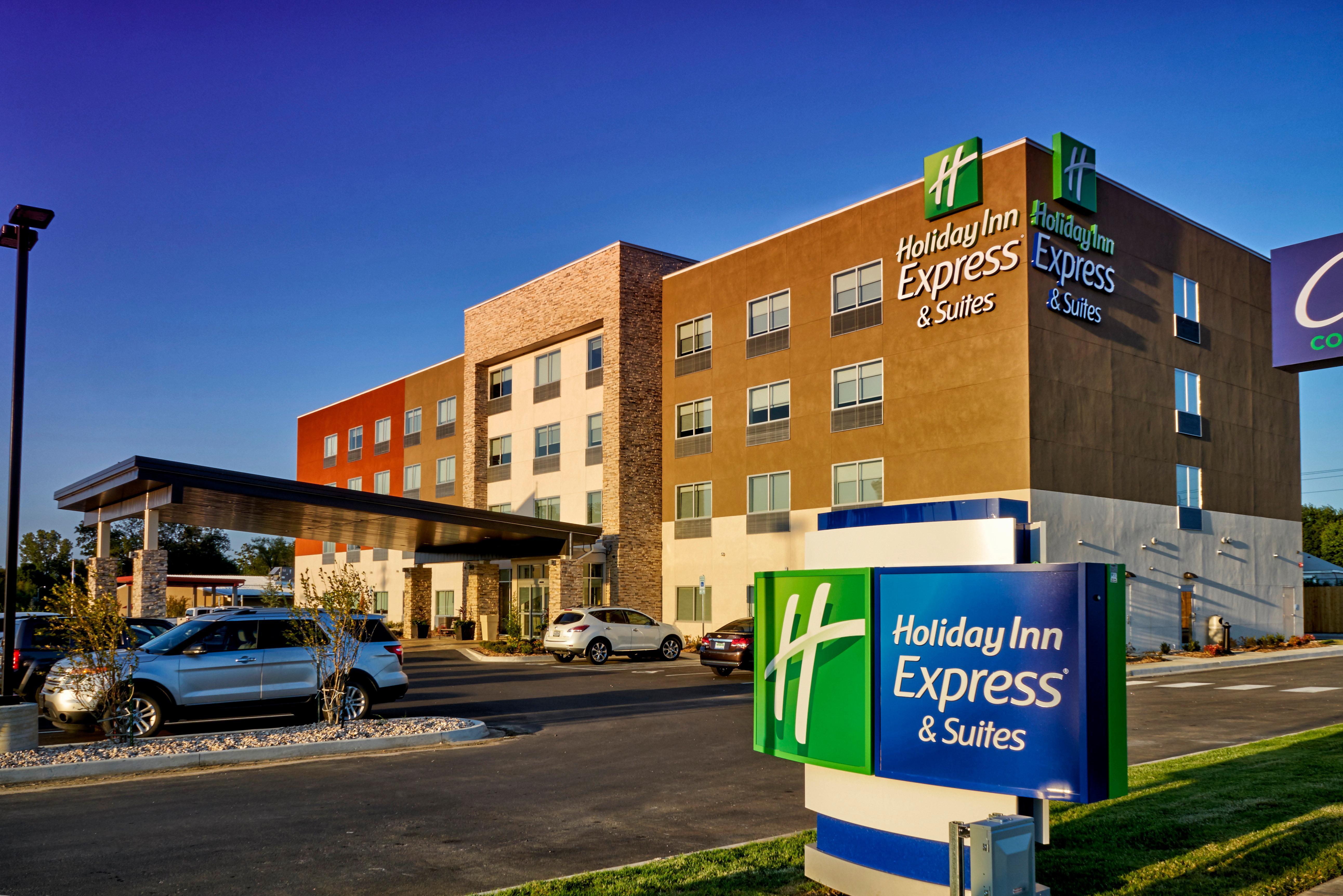 Holiday Inn Express & Suites Tulsa Ne, Claremore, An Ihg Hotel Exterior photo